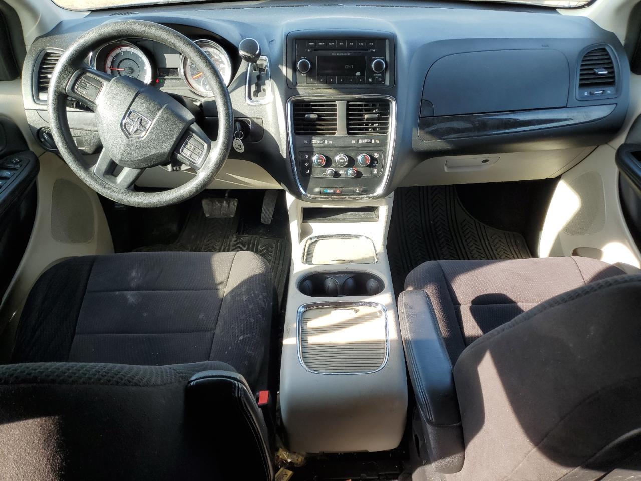 2014 Dodge Caravan - Image 8
