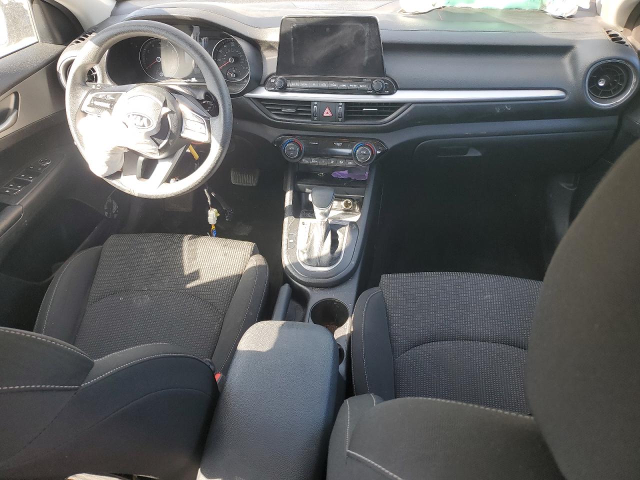 2019 Kia Forte - Image 8