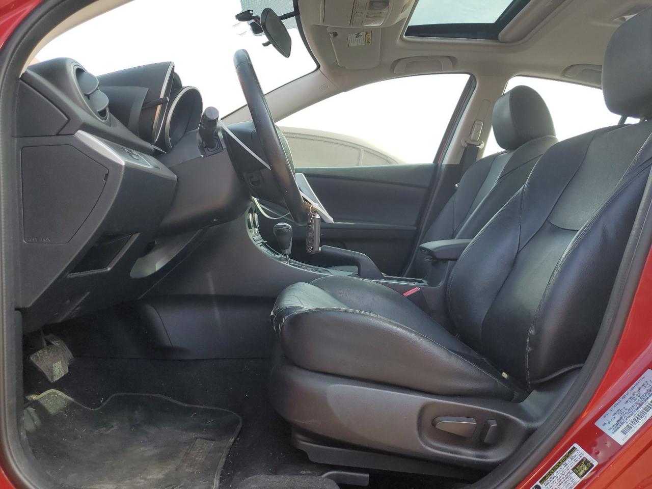2013 Mazda 3 - Image 7