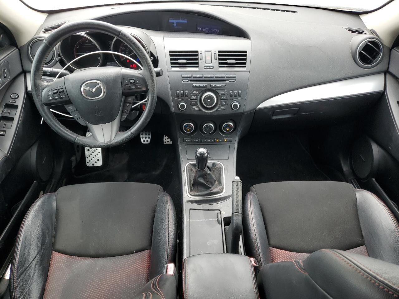 2013 Mazda 3 - Image 8