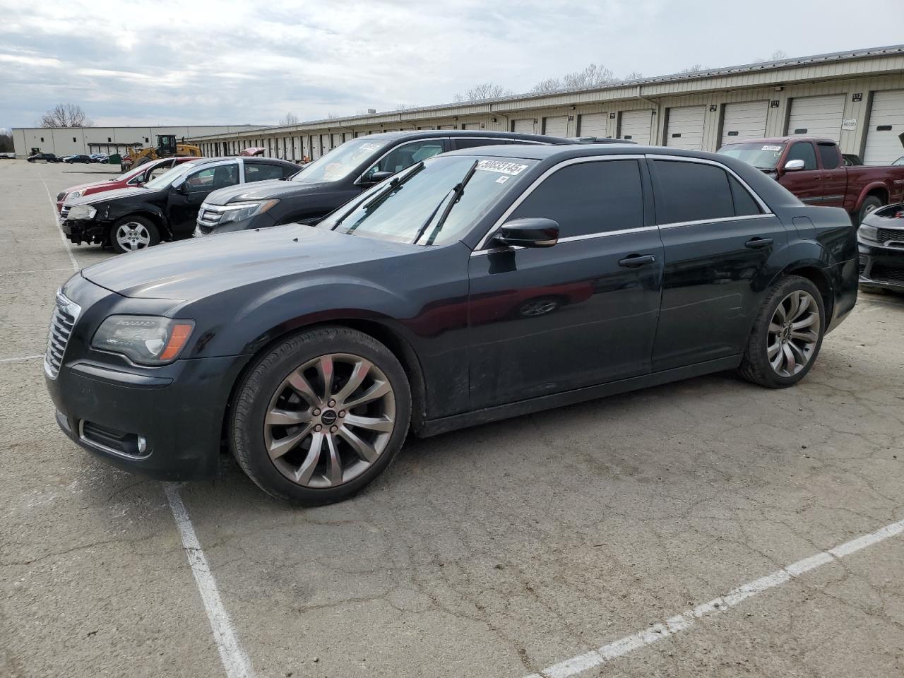 2013 Chrysler 300 S იყიდება Louisville-ში, KY - Rear End