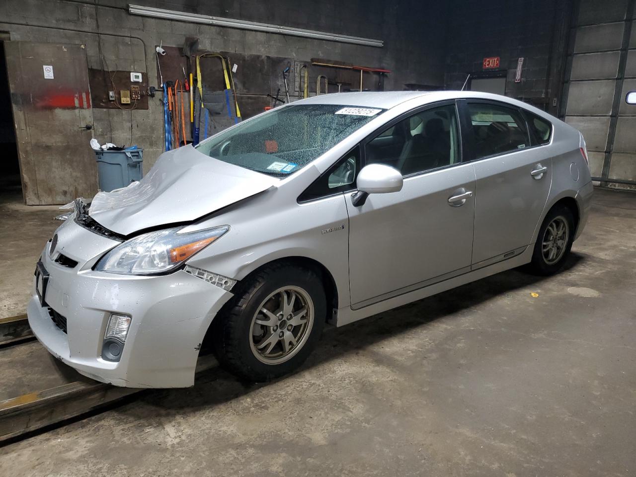 2011 Toyota Prius იყიდება Angola-ში, NY - Front End