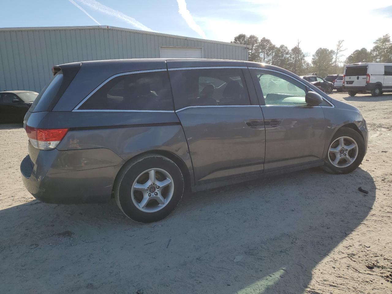 2015 Honda Odyssey - Image 3