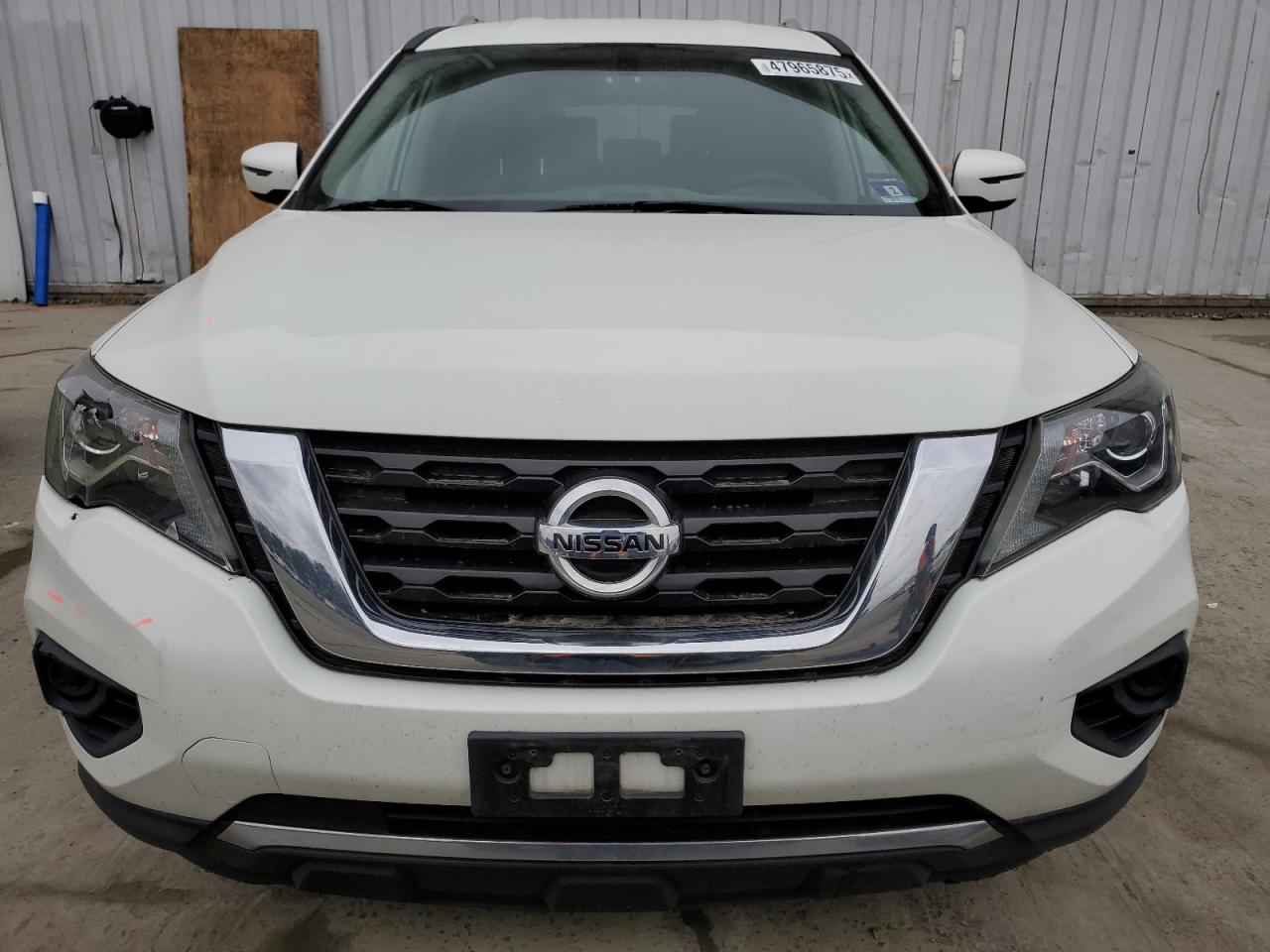 2019 Nissan Pathfinder - Image 5