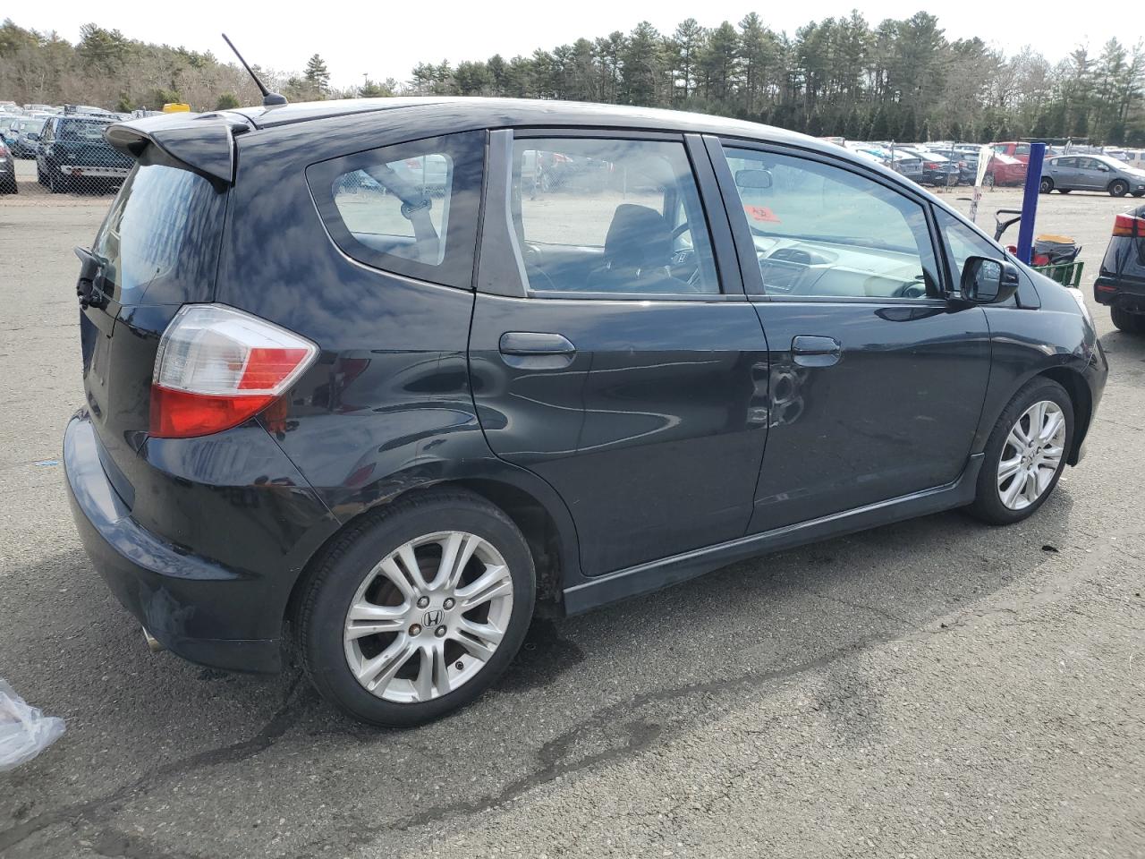 2009 Honda Fit - Image 3