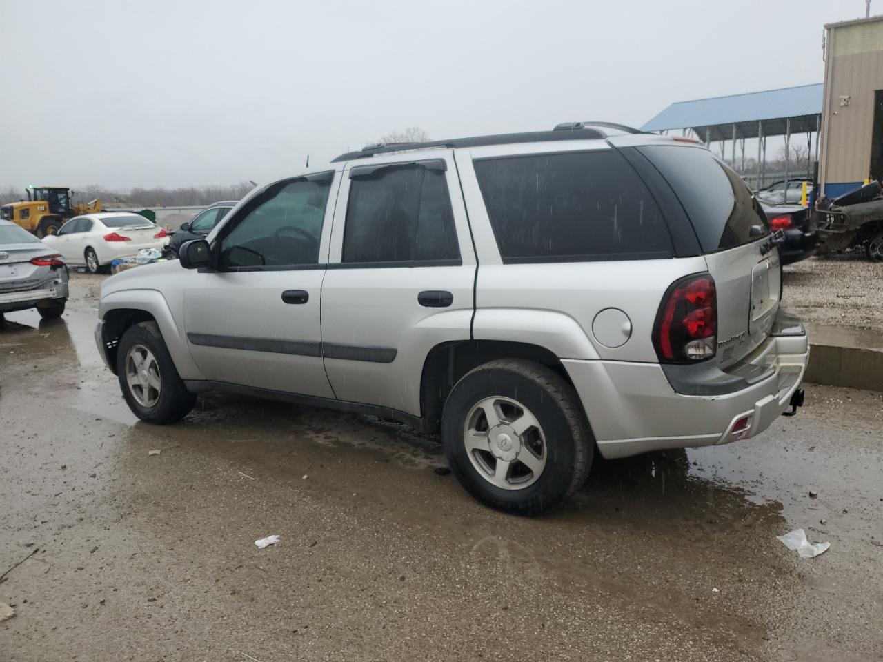2005 Chevrolet TrailBlazer - Image 2