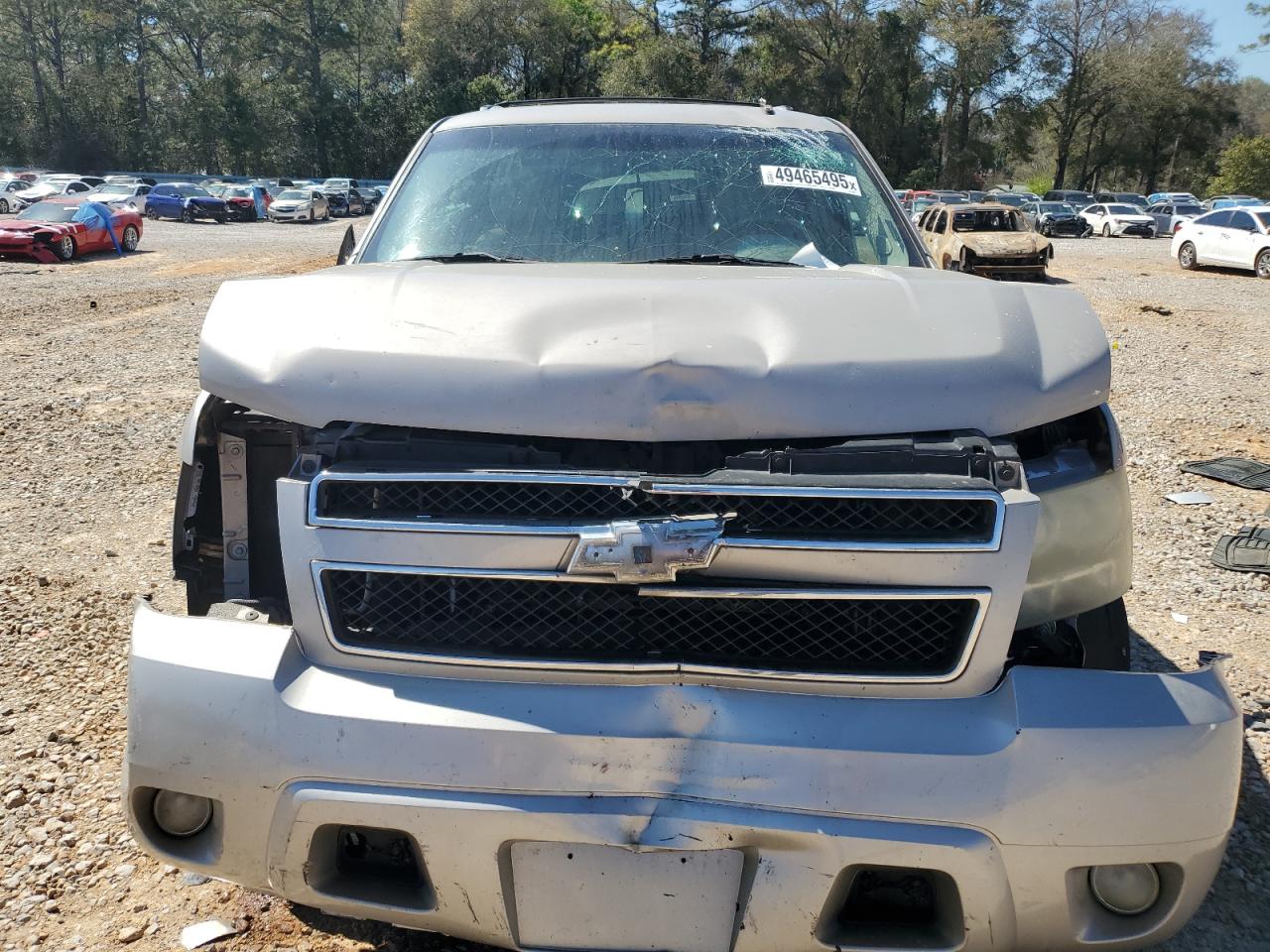 2009 Chevrolet Suburban - Image 5