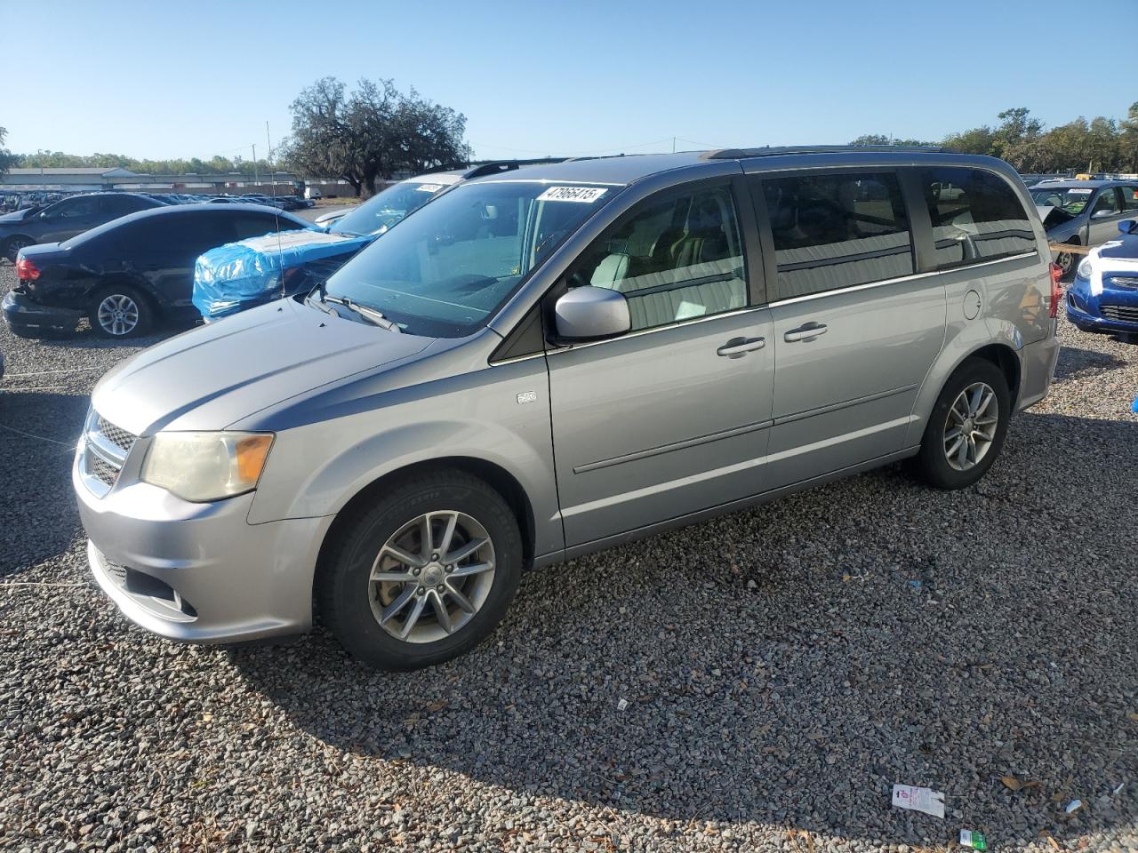 2014 Dodge Caravan - Image 1