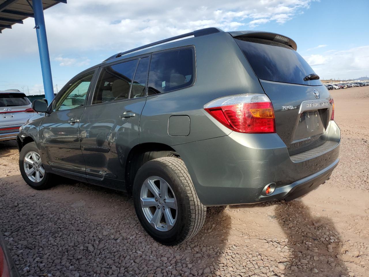 2009 Toyota Highlander - Image 2