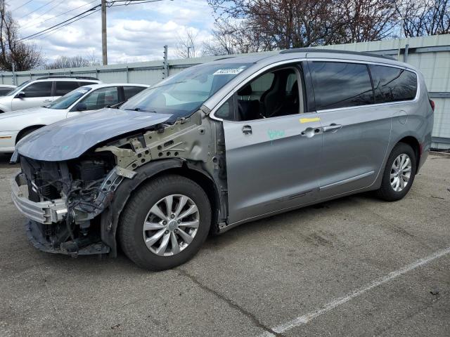  CHRYSLER PACIFICA 2017 Srebrny