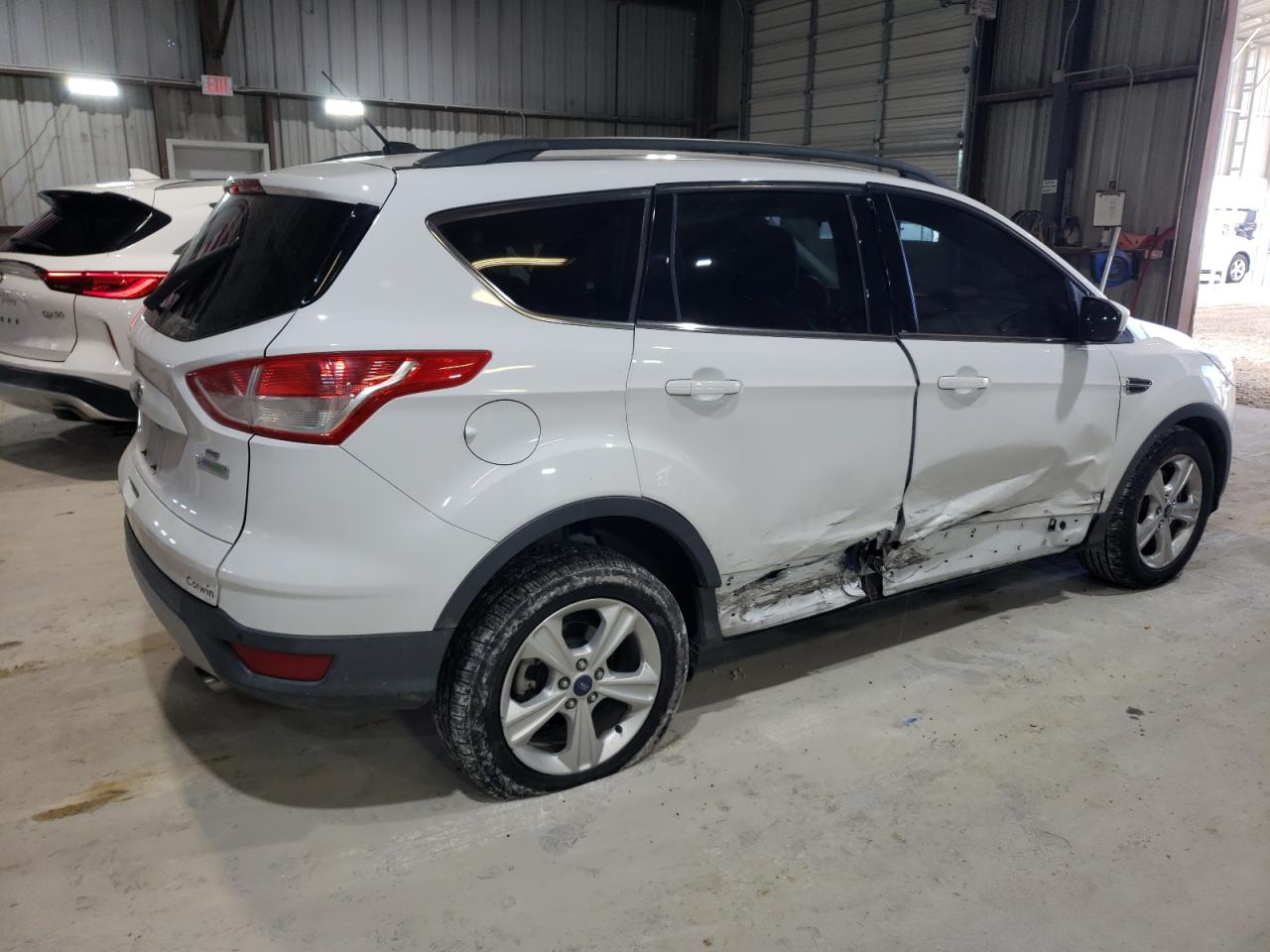 2015 Ford Escape - Image 3