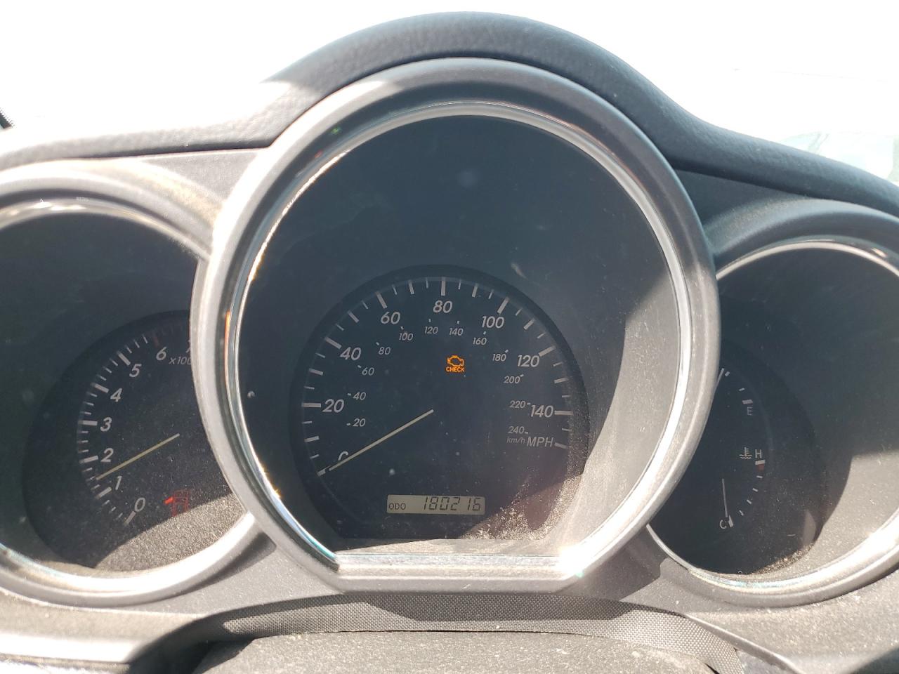 2005 Lexus RX - Image 9