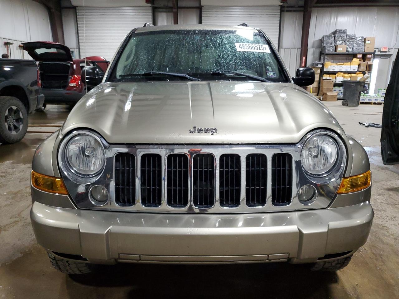 2005 Jeep Liberty (North America) - Image 5