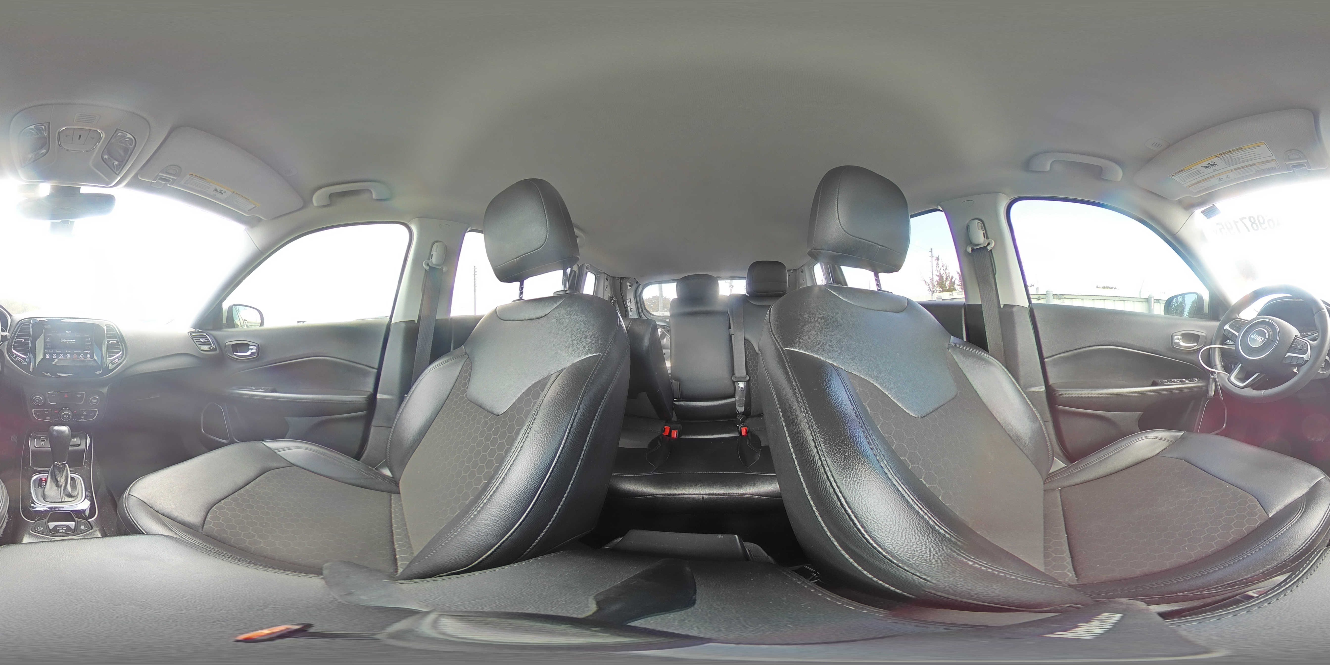 2021 Jeep Compass - Image 13