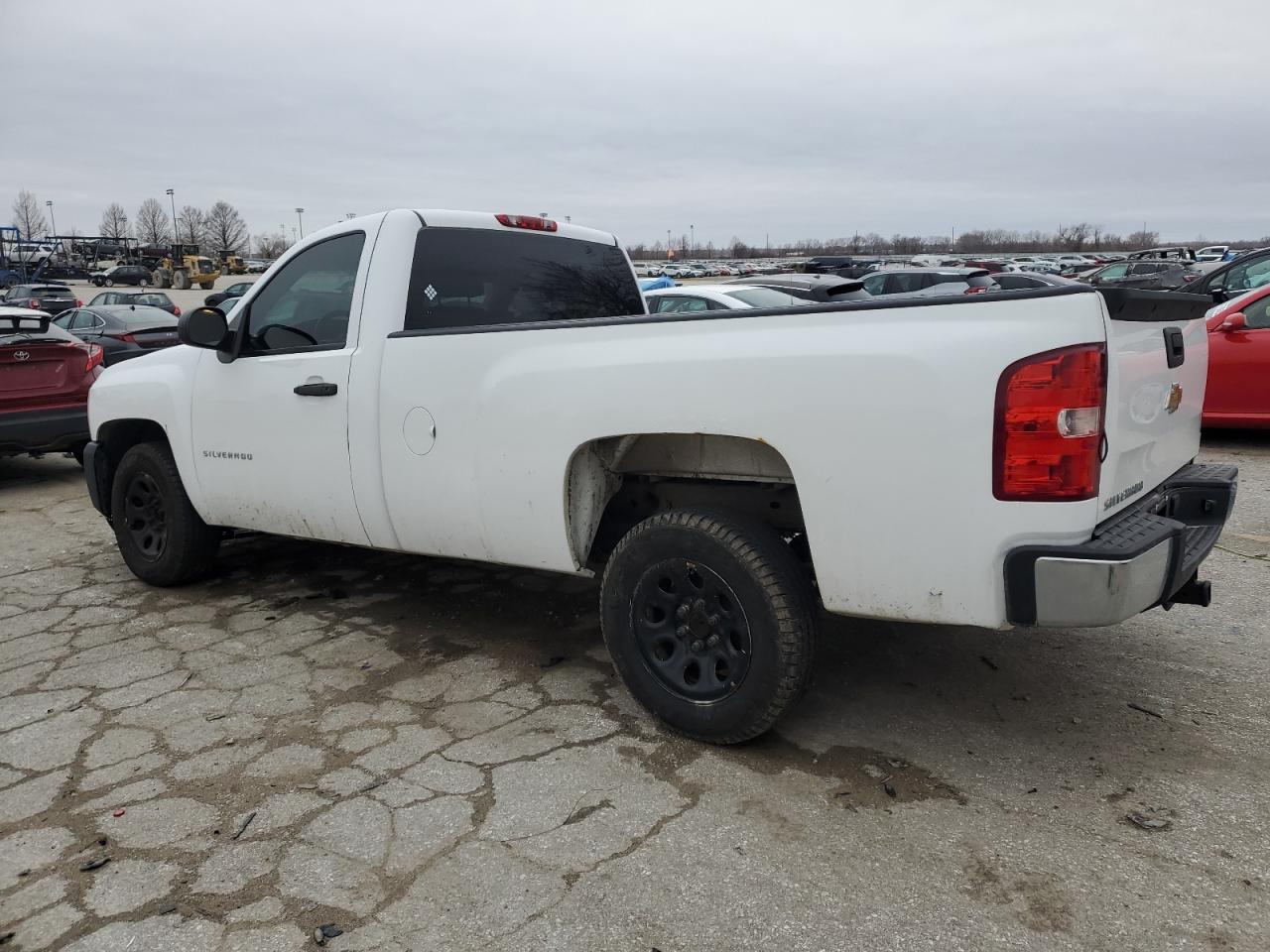 2013 Chevrolet Silverado - Image 2