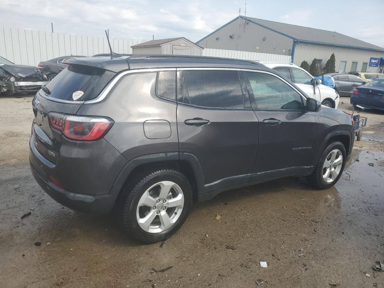 2018 Jeep Compass - Image 3