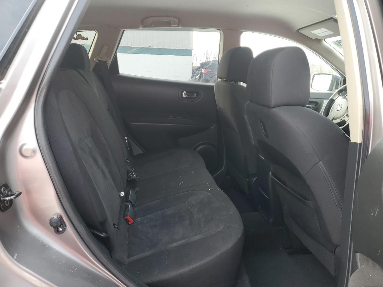 2010 Nissan Rogue - Image 11