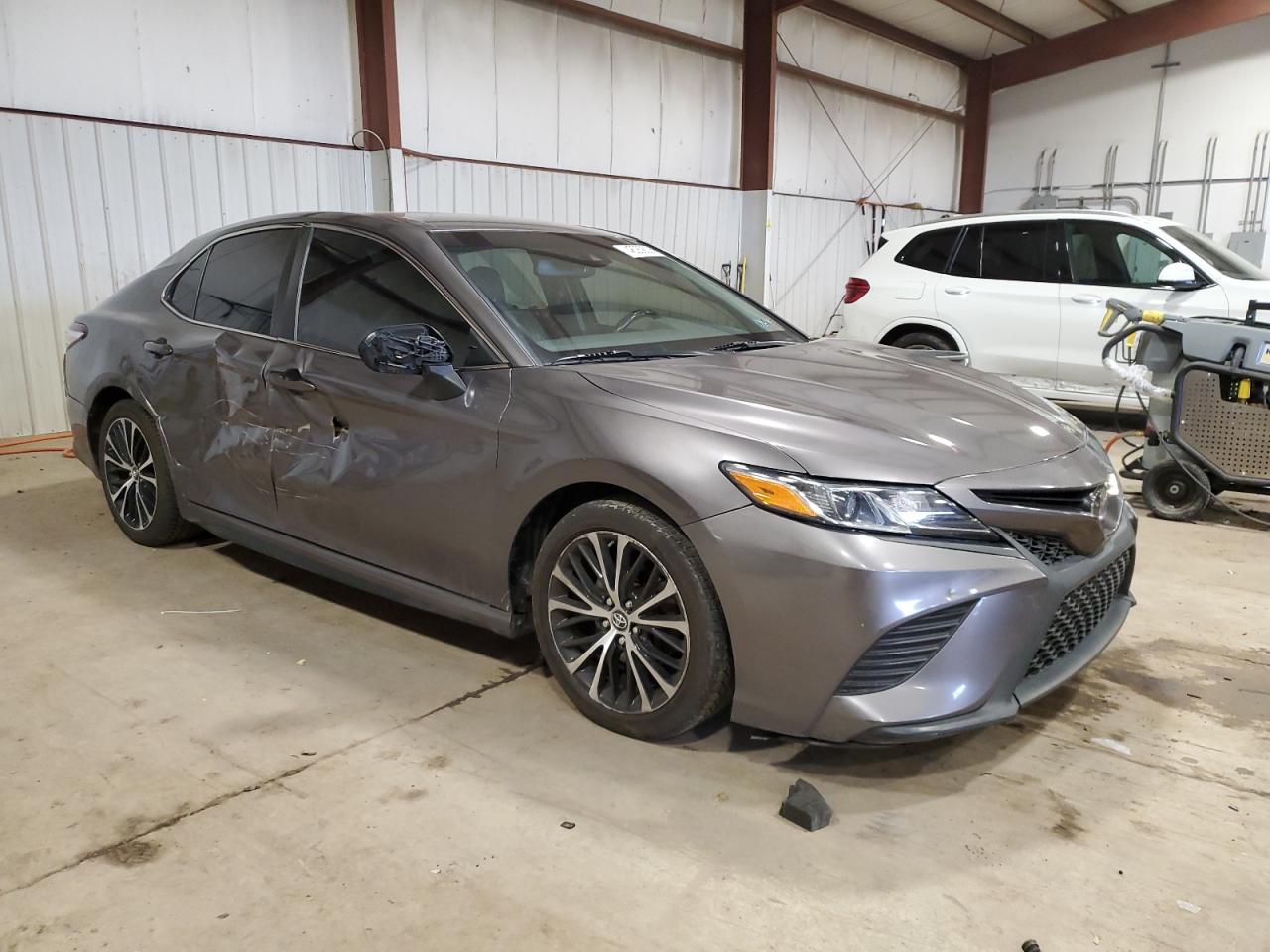 2018 Toyota Camry - Image 4