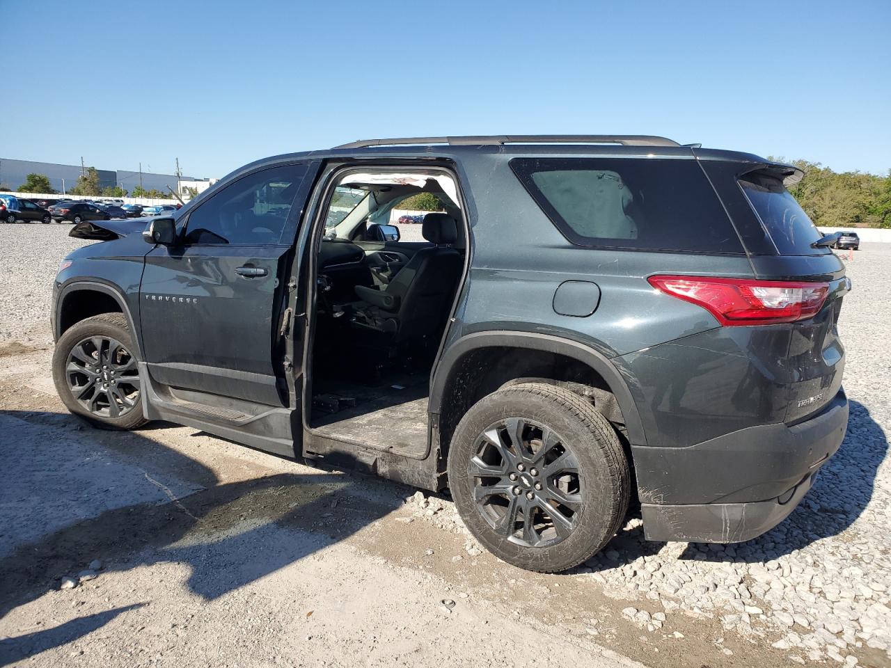 2021 Chevrolet Traverse - Image 2