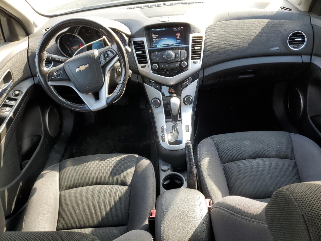 2013 Chevrolet Cruze - Image 8