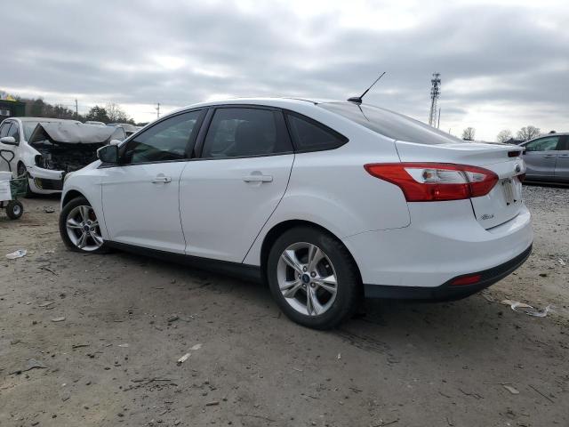 Sedans FORD FOCUS 2014 Biały