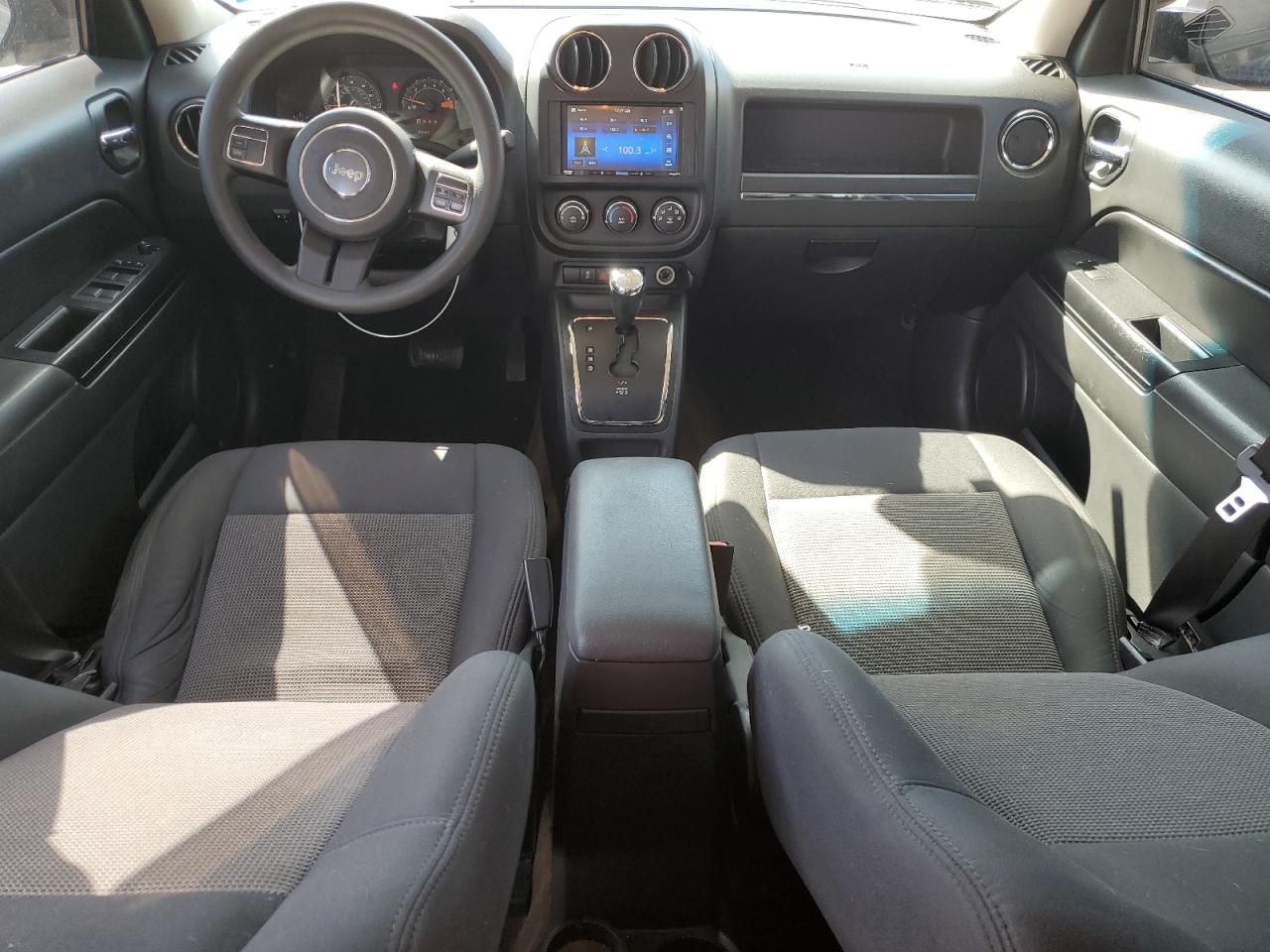 2014 Jeep Liberty (Patriot) - Image 8