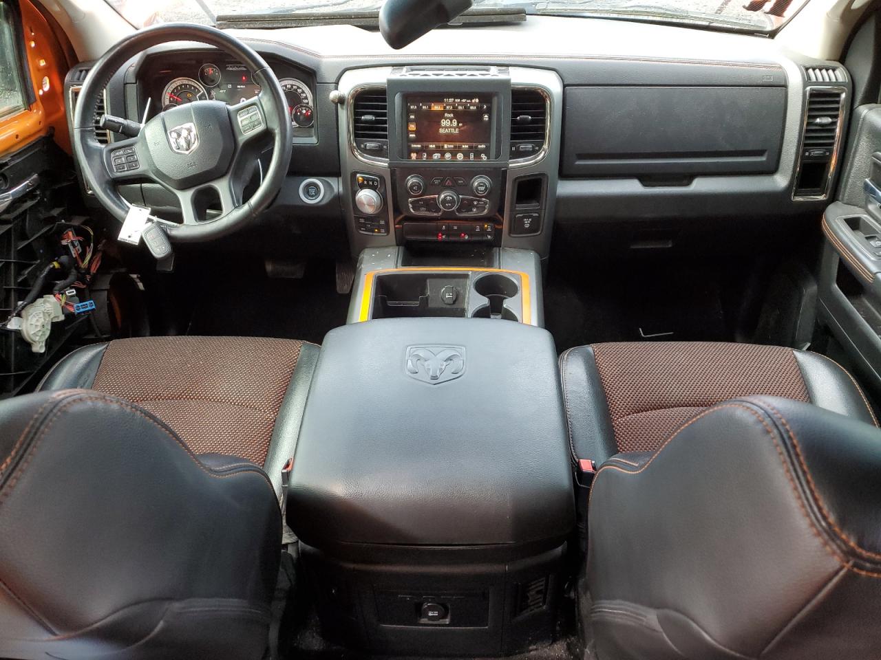 2015 RAM 1500 - Image 8