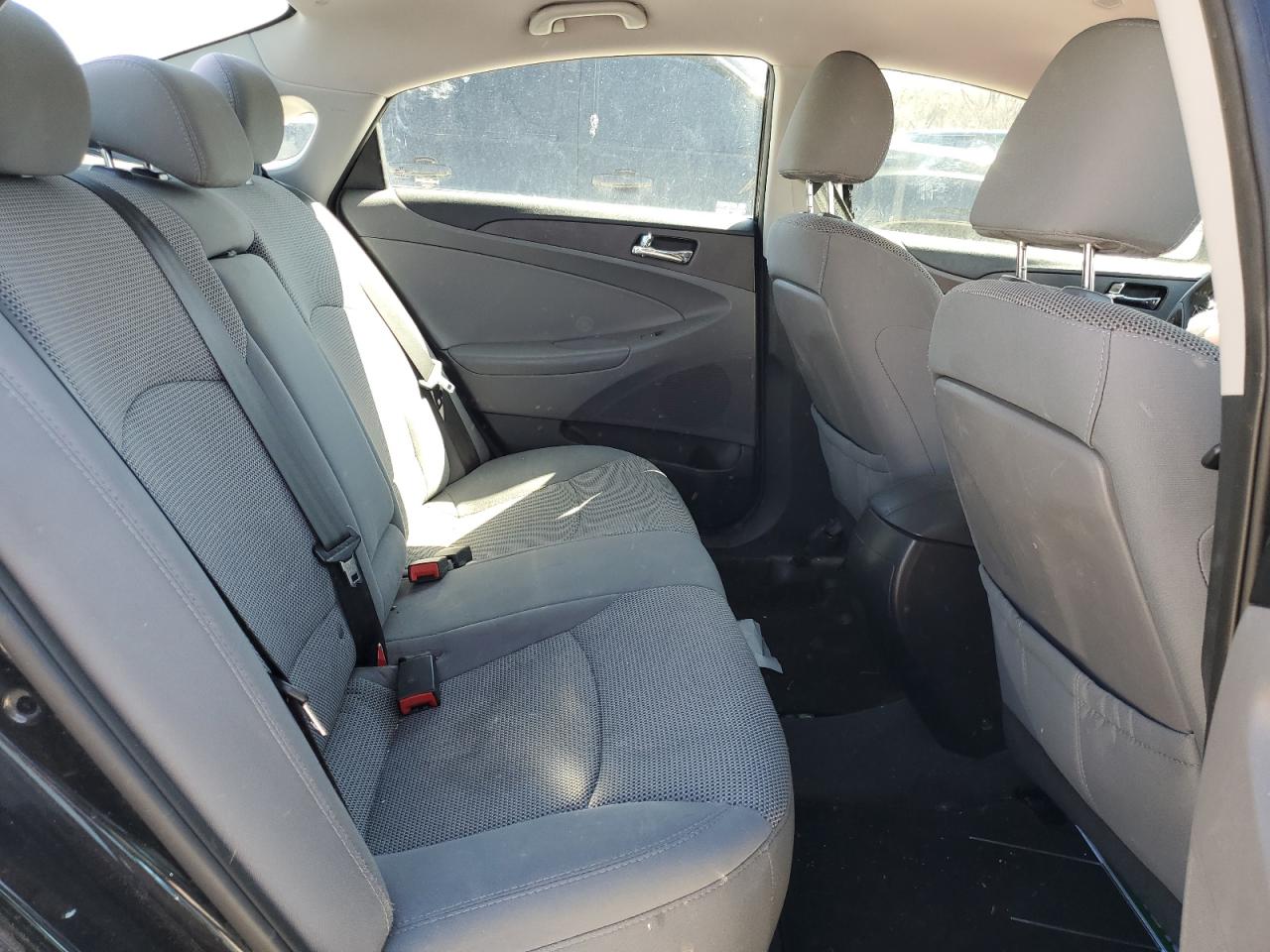 2014 Hyundai Sonata - Image 10