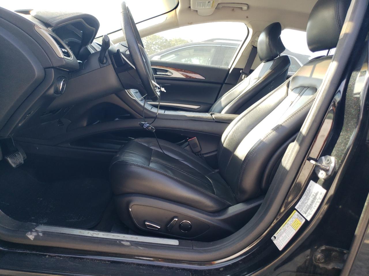 2013 Lincoln MKZ - Image 7