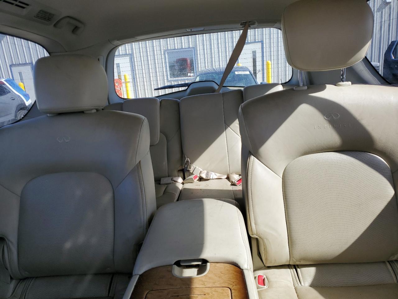 2011 Infiniti QX56 - Image 10