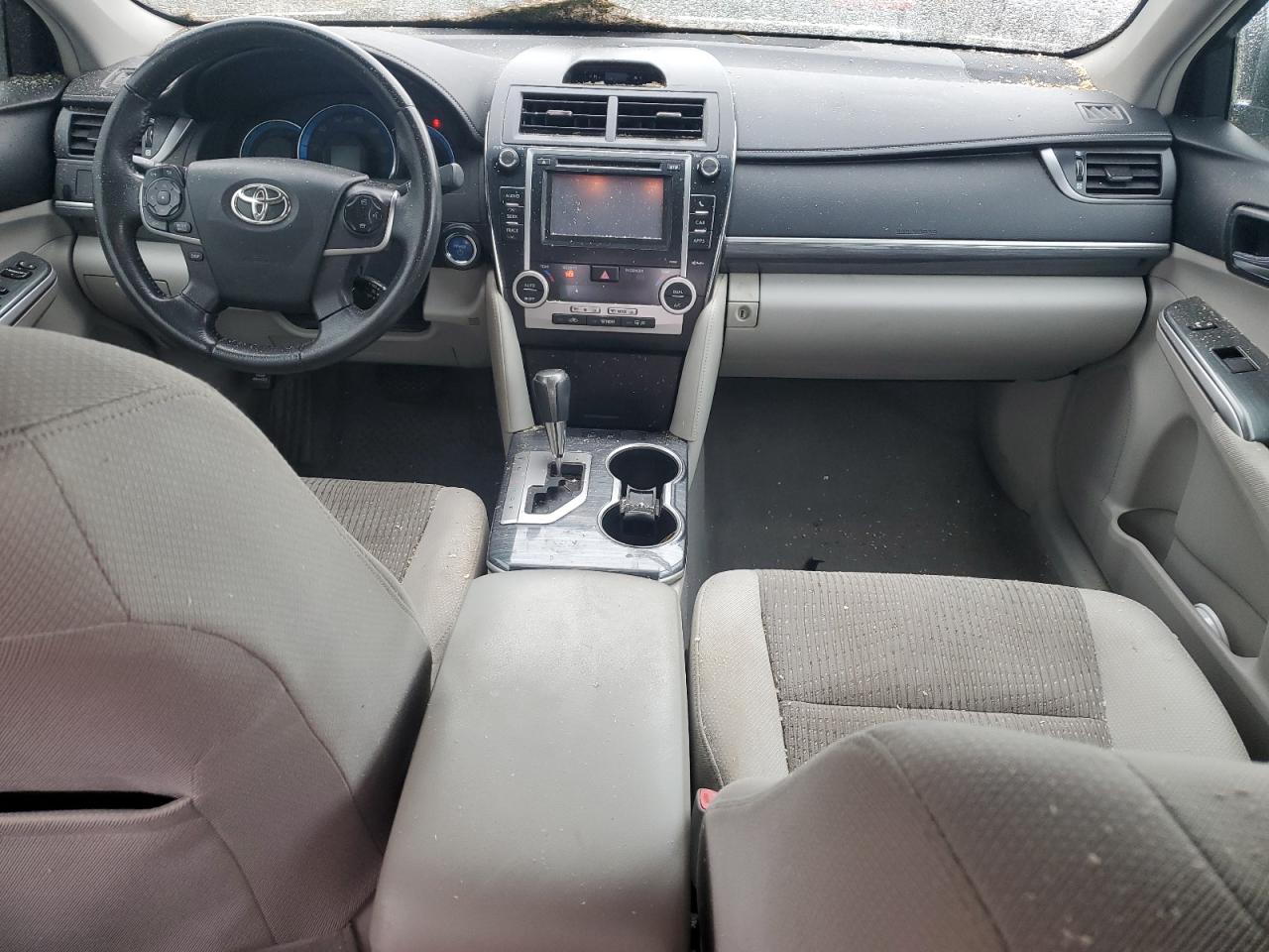 2012 Toyota Camry - Image 8