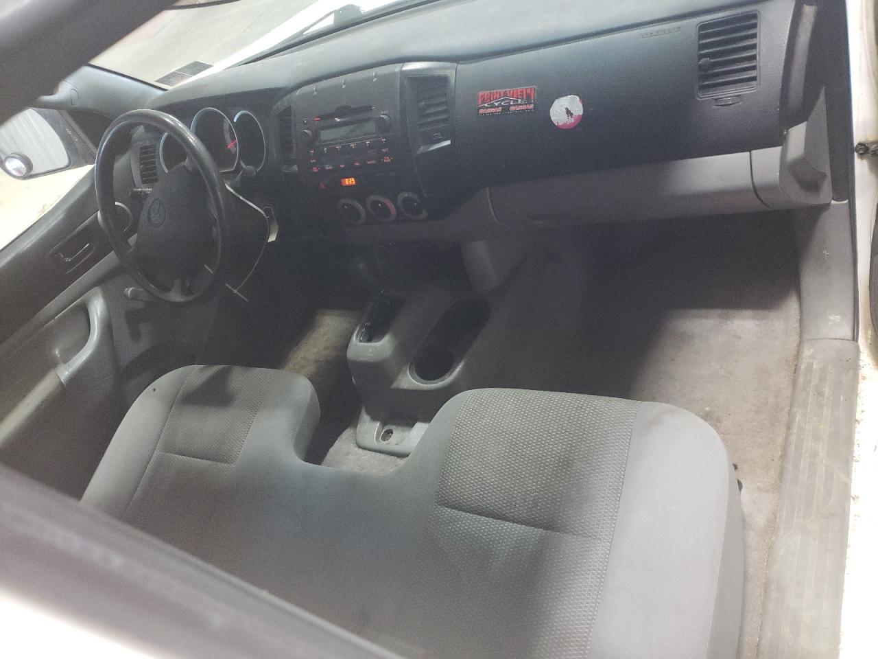 2011 Toyota Tacoma - Image 8