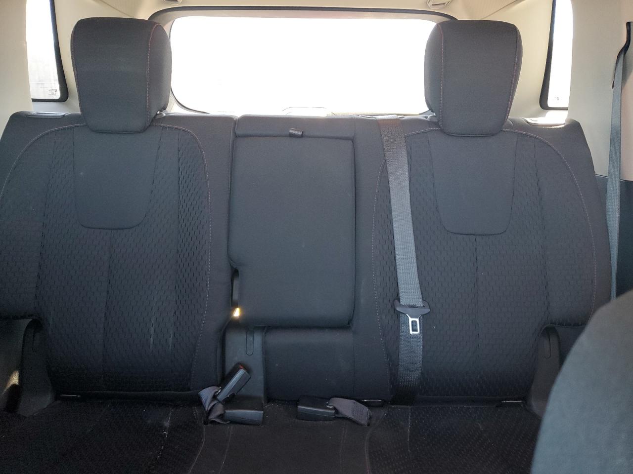 2015 GMC Terrain - Image 10