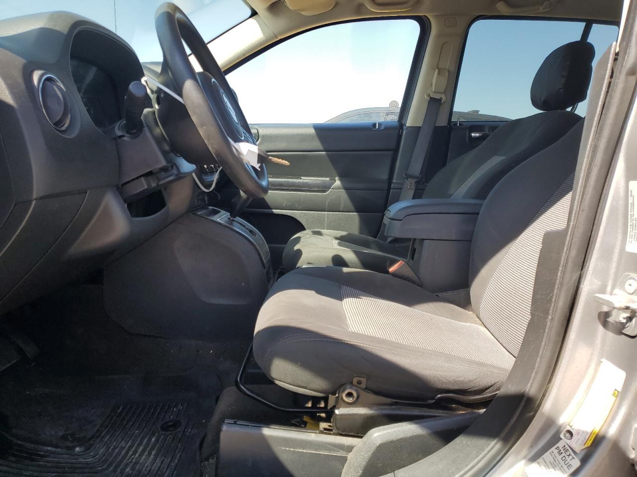 2017 Jeep Compass - Image 7