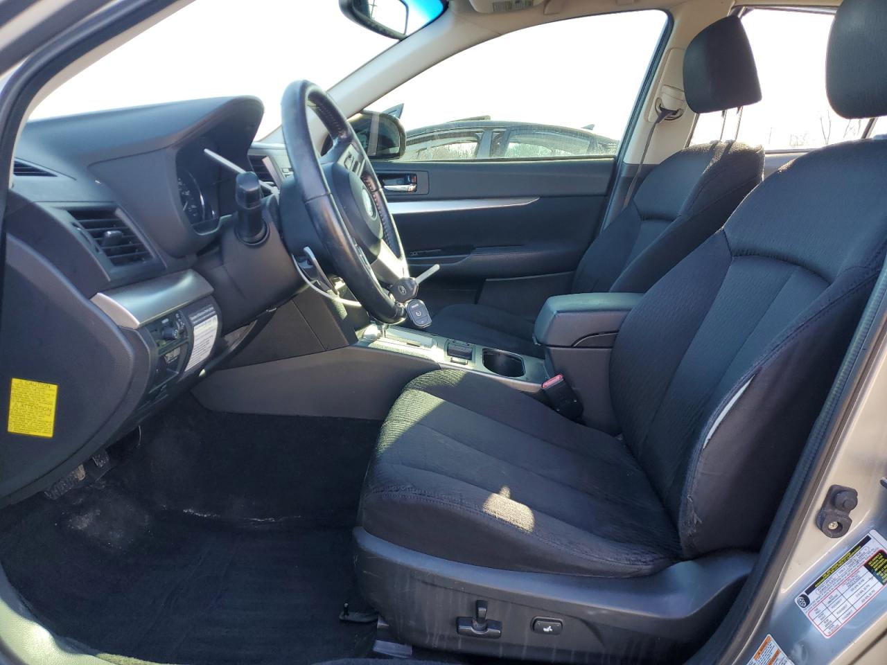 2011 Subaru Outback - Image 7