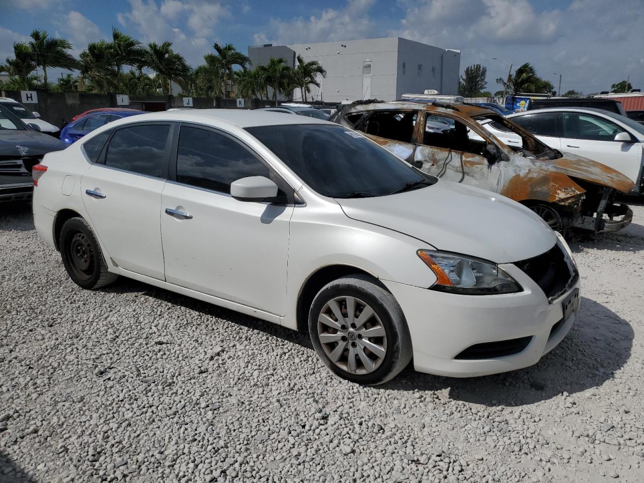 2013 Nissan Sentra - Image 4