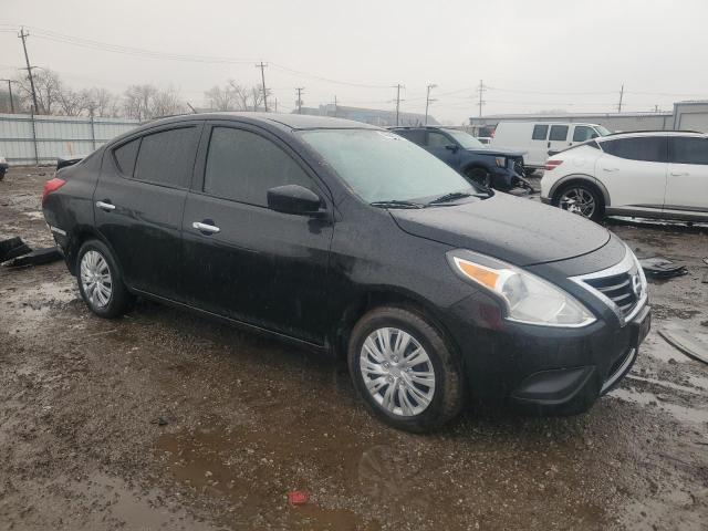  NISSAN VERSA 2019 Czarny