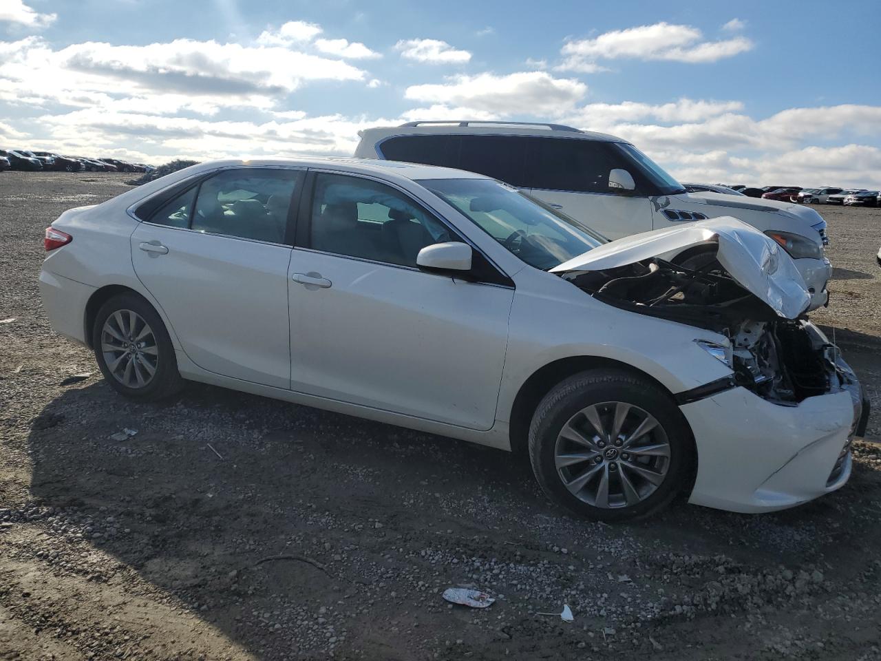 2016 Toyota Camry - Image 4
