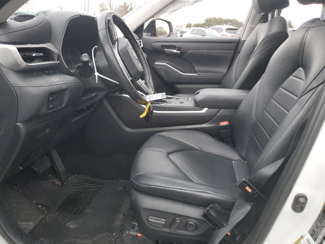 2021 Toyota Highlander - Image 7