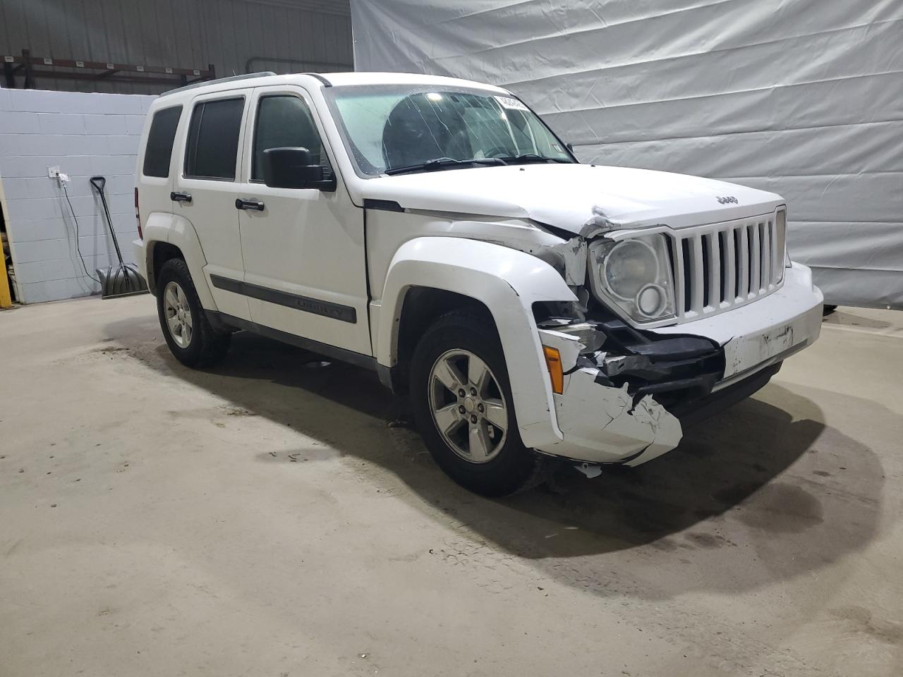 2012 Jeep Liberty (North America) - Image 4