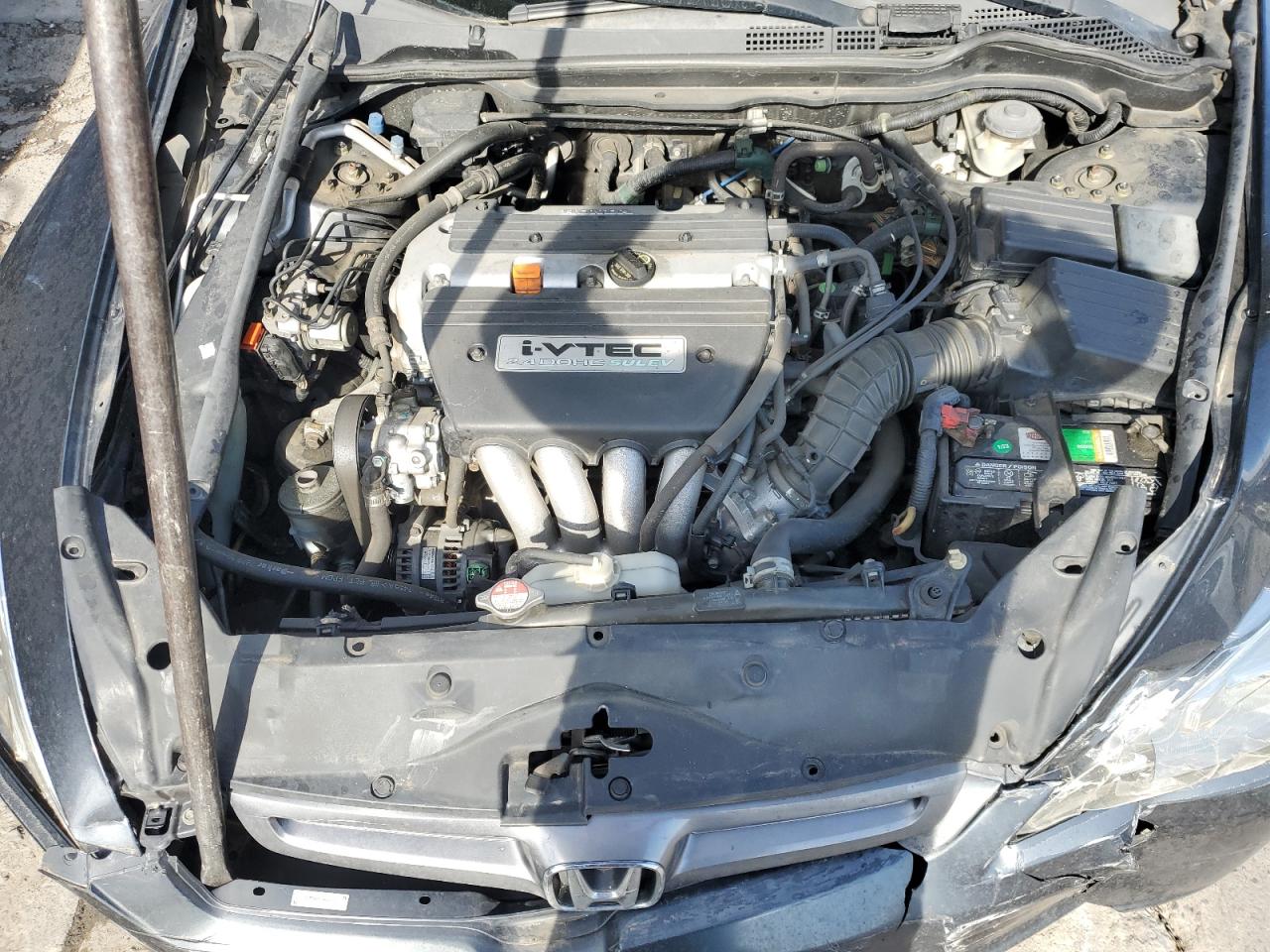 2005 Honda Accord - Image 11