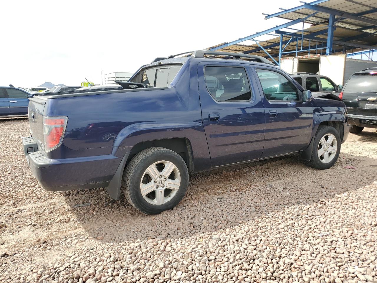 2014 Honda Ridgeline - Image 3