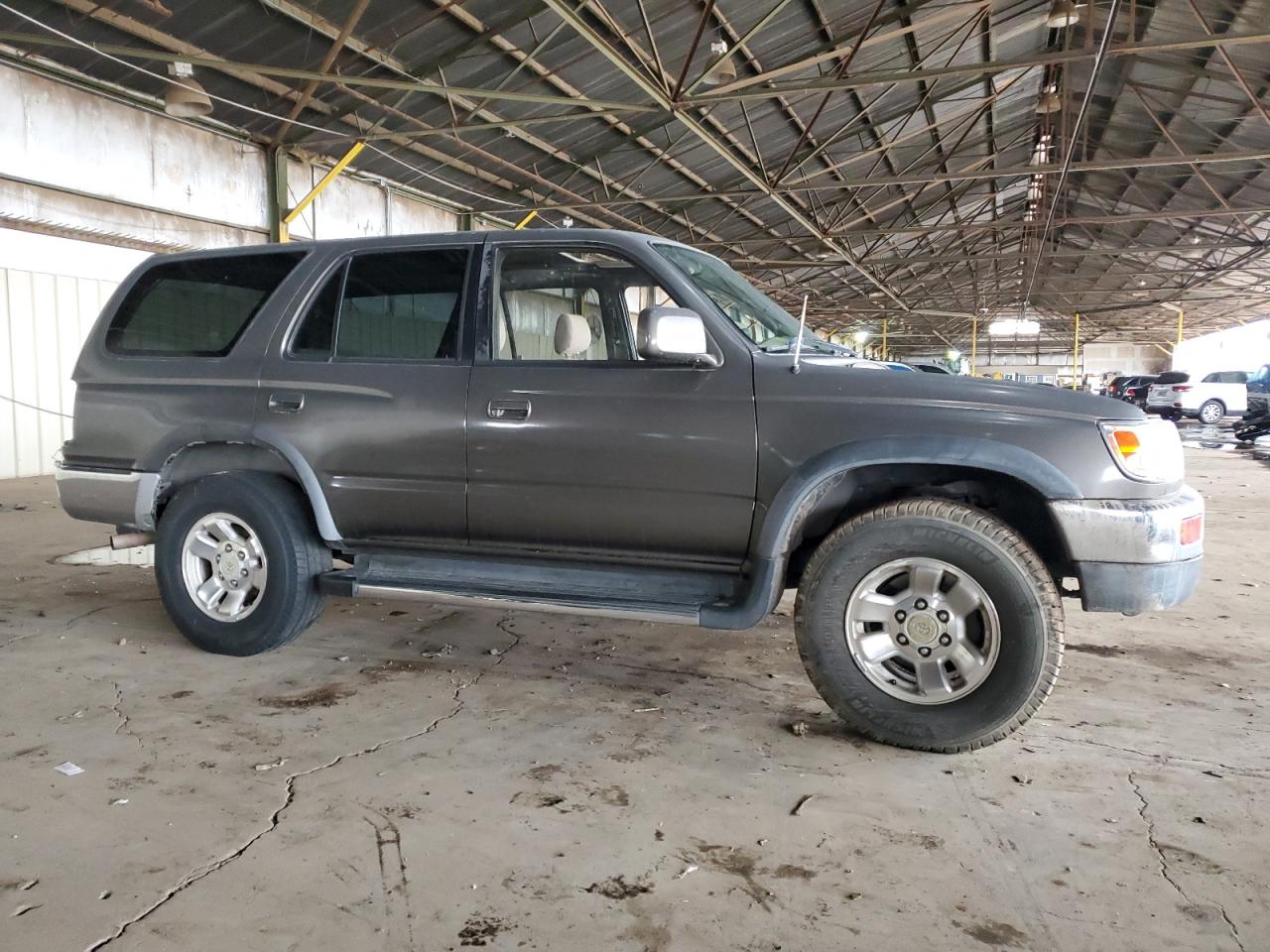 1998 Toyota 4Runner - Image 4