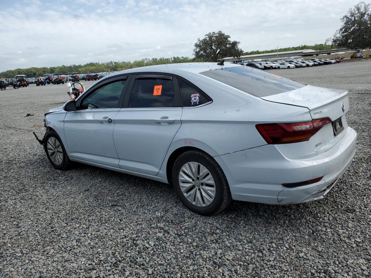 2019 Volkswagen Jetta - Image 2