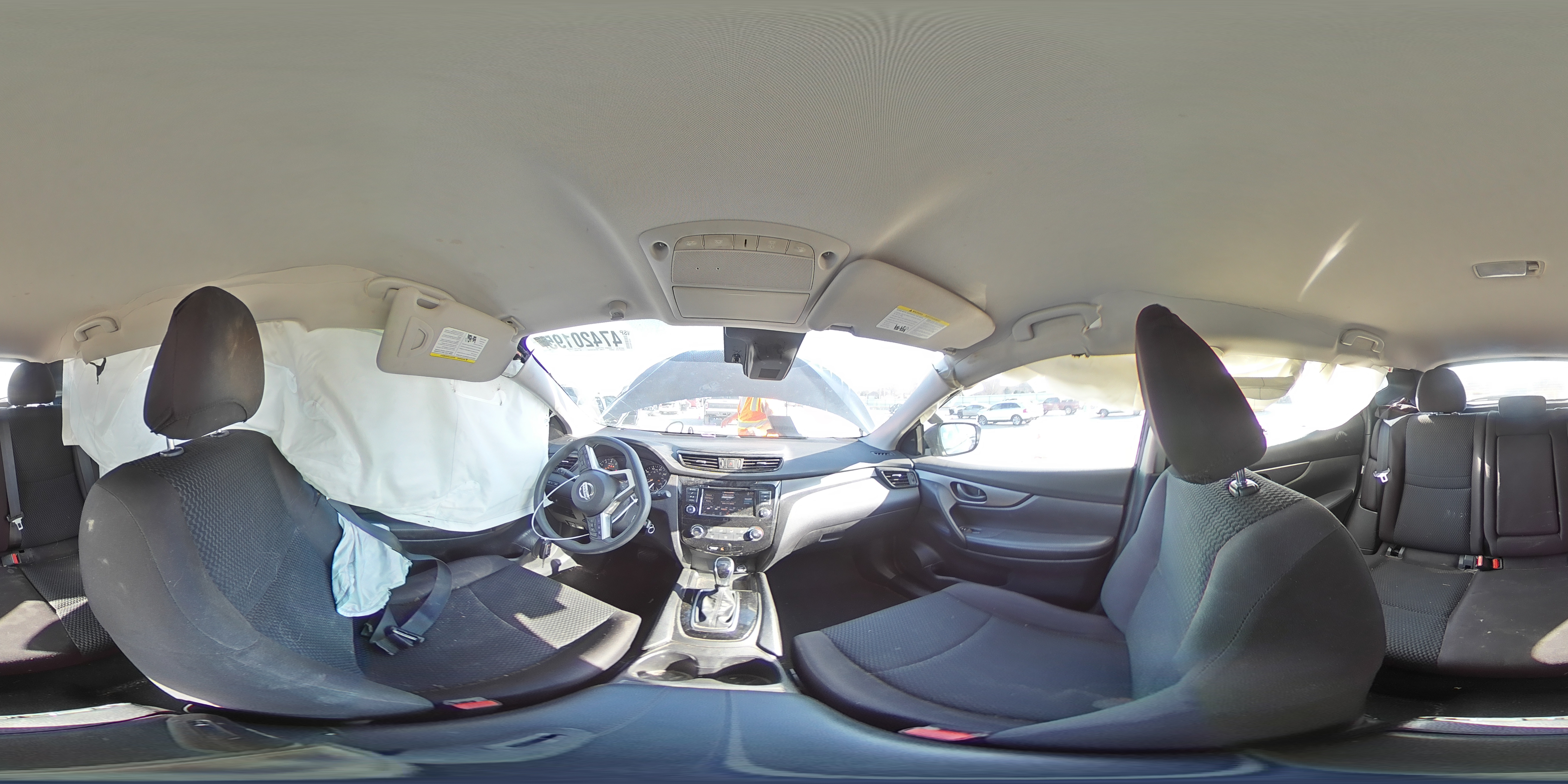 2020 Nissan Rogue - Image 13
