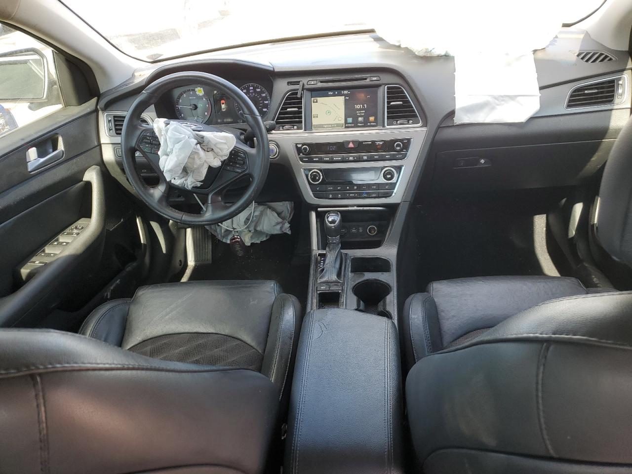 2015 Hyundai Sonata - Image 8