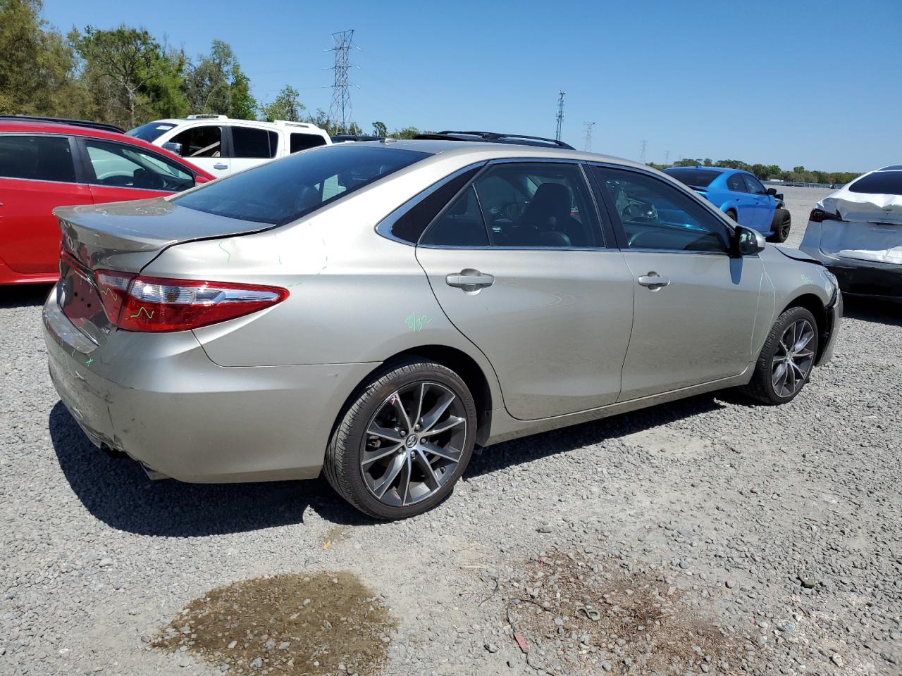 2015 Toyota Camry - Image 3