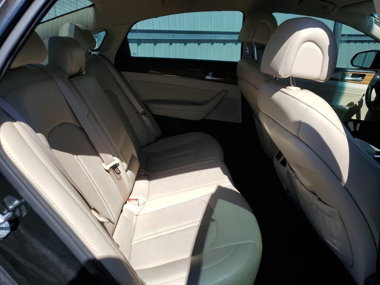 2015 Hyundai Sonata - Image 10
