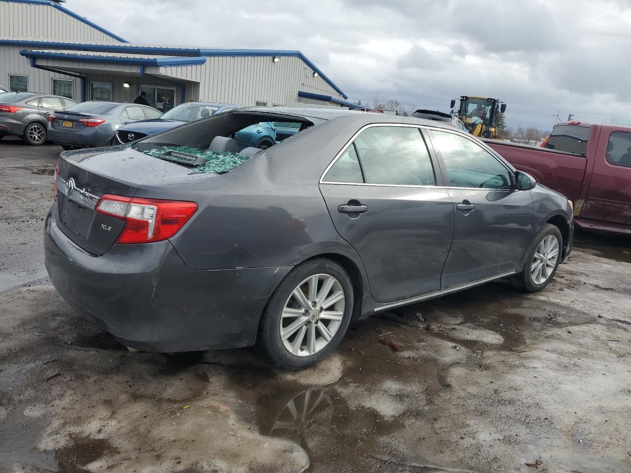 2012 Toyota Camry - Image 3