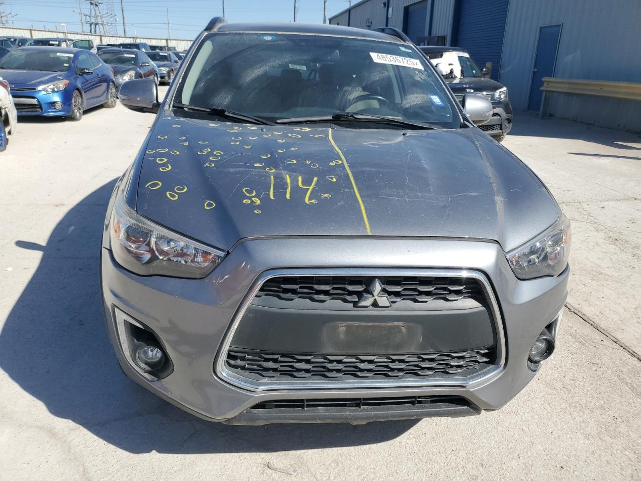 2015 Mitsubishi Outlander - Image 5